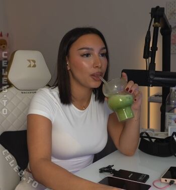 Full leaked Shakiravv private onlyfans photo