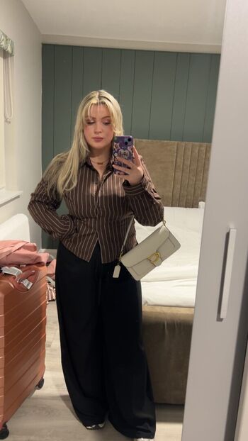 Full leaked Shannon ross private onlyfans photo