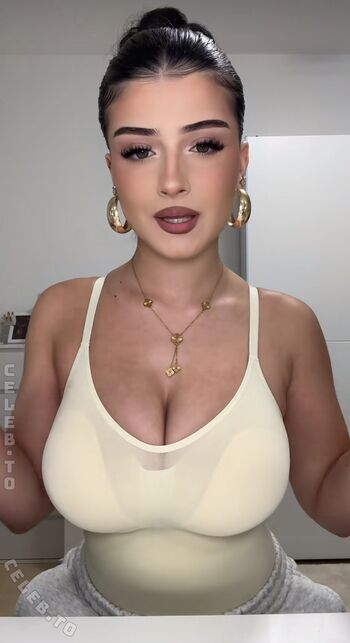 Full leaked Shathi private onlyfans photo