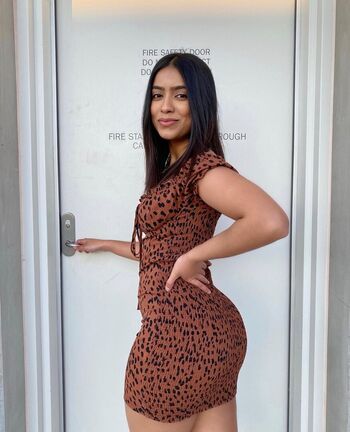 Full leaked Sheena marcina private onlyfans photo