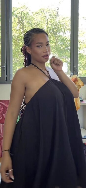 Full leaked Shelikesmyts page private onlyfans photo