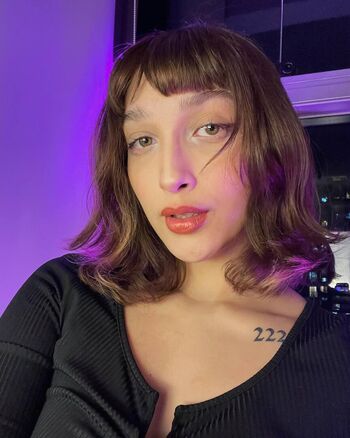 Full leaked Shellycattini private onlyfans photo