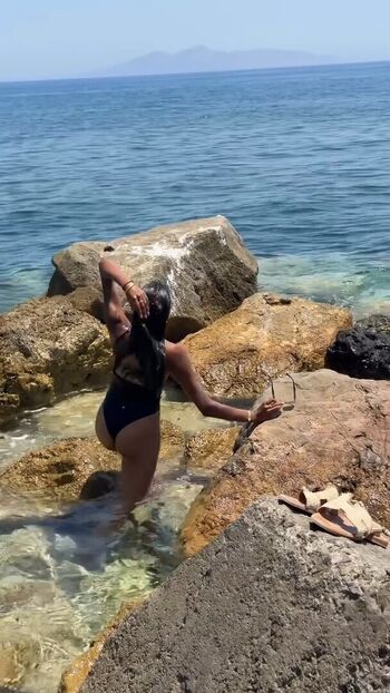 Full leaked Shini muthukrishnan private onlyfans photo