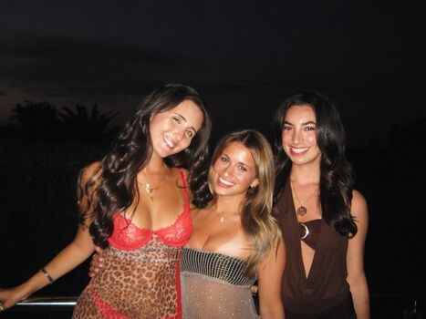 Full leaked Shira braun page private onlyfans photo