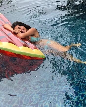 Full leaked Shira segal page private onlyfans photo