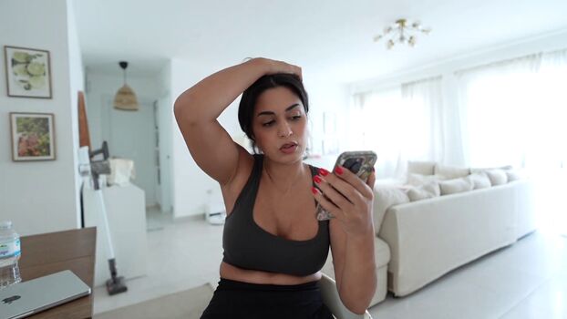 Full leaked Shirin azami page private onlyfans photo