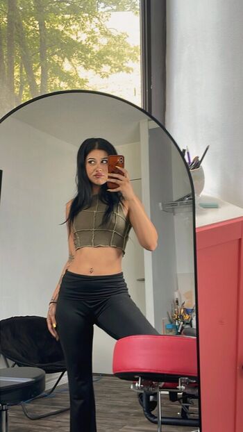 Full leaked Shirin yfr private onlyfans photo