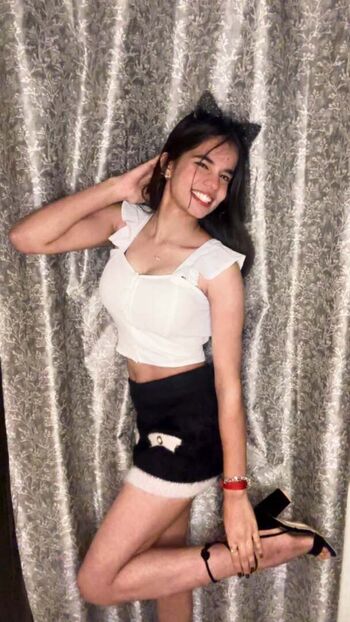 Full leaked Shivani private onlyfans photo