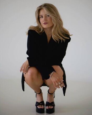 Full leaked Shona ekins private onlyfans photo