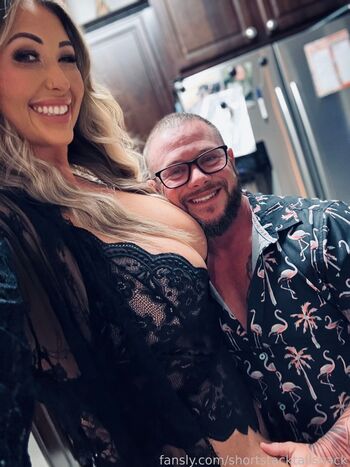 Full leaked Shortstacktallsnack private onlyfans photo