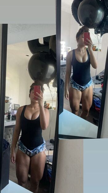 Full leaked Shylalobrutto page private onlyfans photo