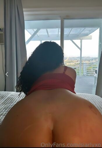 Full leaked Siarly private onlyfans photo