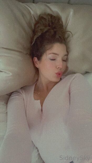 Full leaked Sidney sky private onlyfans photo