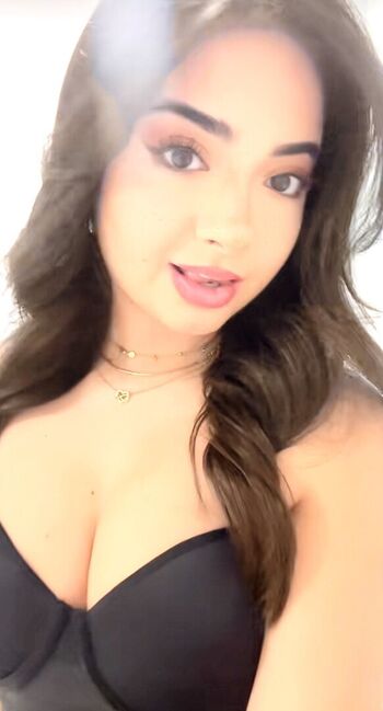 Full leaked Sienna sidhu private onlyfans photo