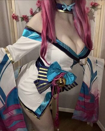 Full leaked Sillychicha private onlyfans photo