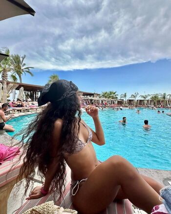 Full leaked Simayatamturk private onlyfans photo