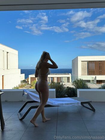 Full leaked Simonaaaab page private onlyfans photo