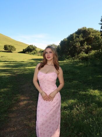 Full leaked Simplyneidaa private onlyfans photo