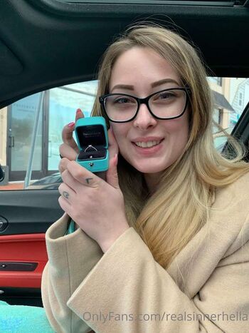 Full leaked Sinnerhella private onlyfans photo