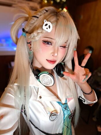 Full leaked Siru page private onlyfans photo