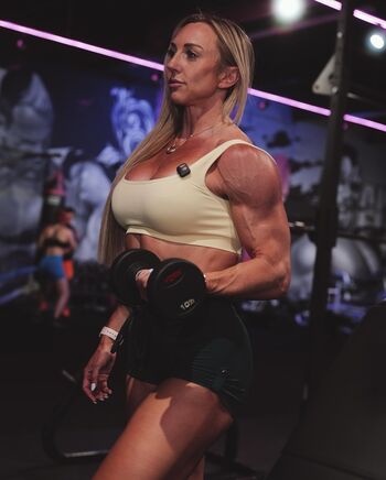 Full leaked Sixpackchick private onlyfans photo