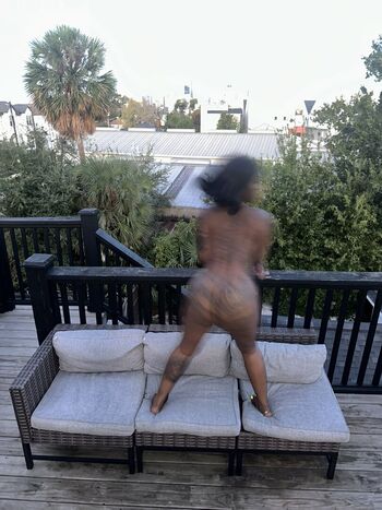 Full leaked Skoobi private onlyfans photo