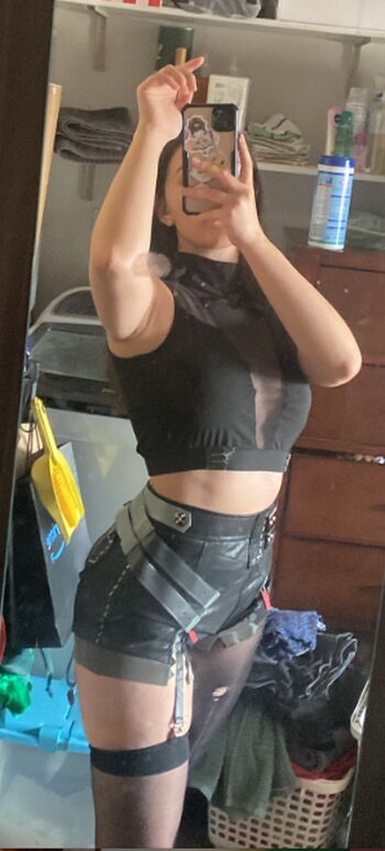 Full leaked Skwid private onlyfans photo