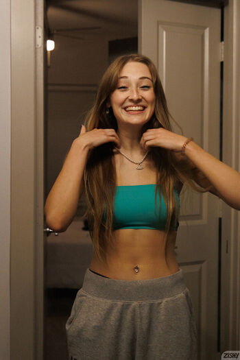 Full leaked Skyla faye private onlyfans photo