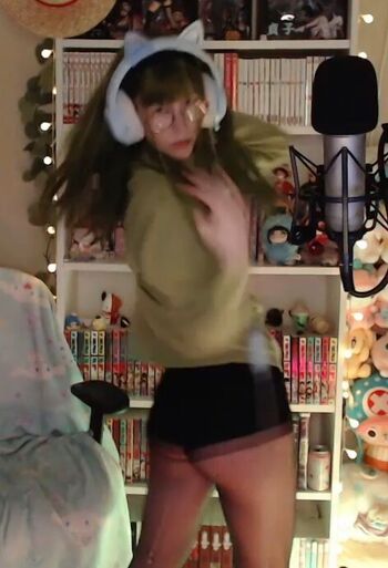 Full leaked Skymi chan page private onlyfans photo