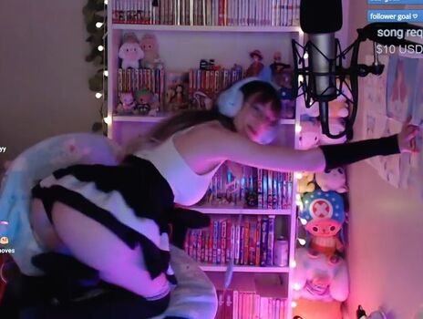 Full leaked Skymi chan page private onlyfans photo