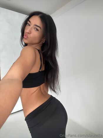 Full leaked Slaurella page private onlyfans photo