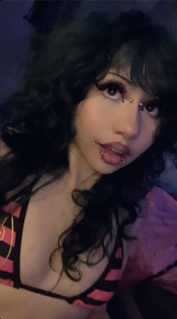 Full leaked Slump private onlyfans photo