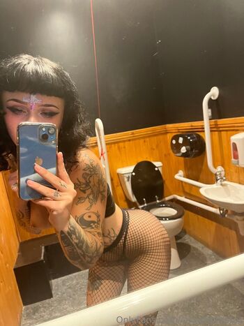 Full leaked Smashpotatoz private onlyfans photo