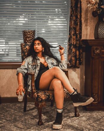 Full leaked Smileforshaz private onlyfans photo