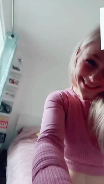 Full leaked Smileydani page private onlyfans photo