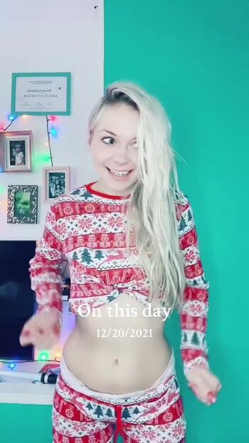 Full leaked Smileydani page private onlyfans photo