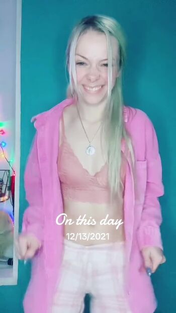 Full leaked Smileydani page private onlyfans photo