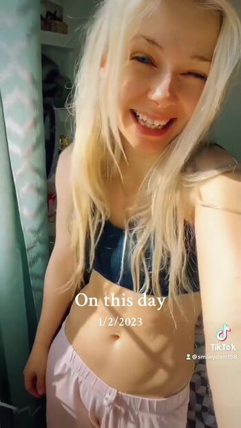 Full leaked Smileydani page private onlyfans photo