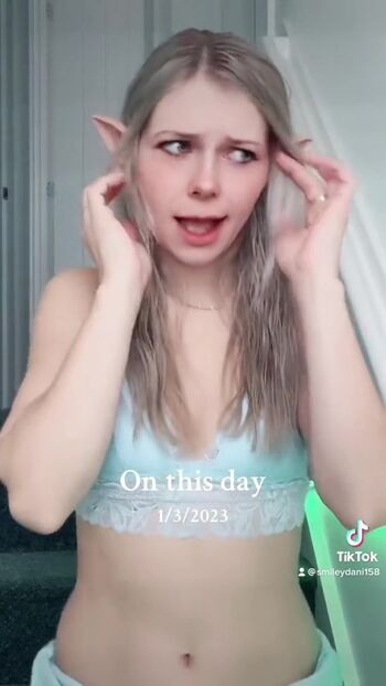 Full leaked Smileydani page private onlyfans photo