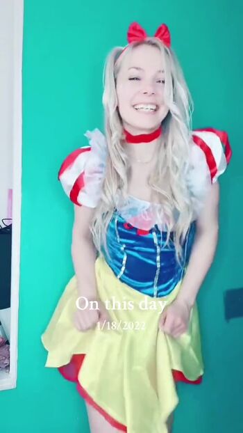 Full leaked Smileydani page private onlyfans photo