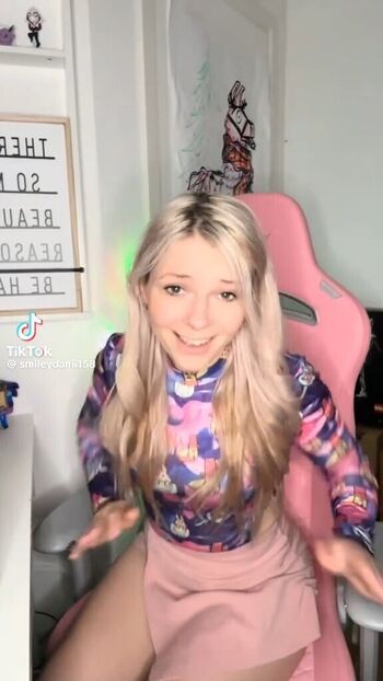 Full leaked Smileydani private onlyfans photo