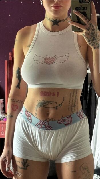 Full leaked Smokeish private onlyfans photo