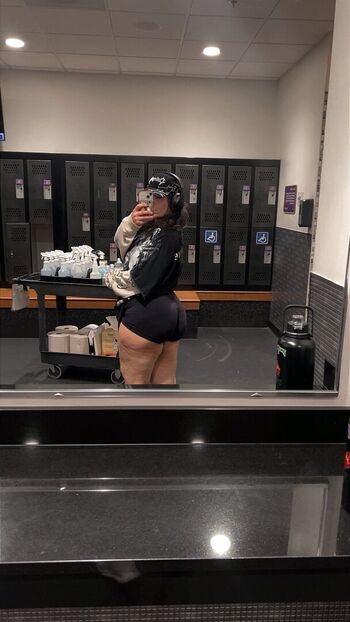 Full leaked Smolbeana private onlyfans photo