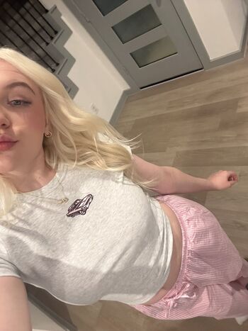 Full leaked Snowbunnybby page private onlyfans photo