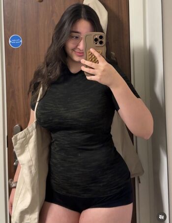 Full leaked Sofia hidosan private onlyfans photo