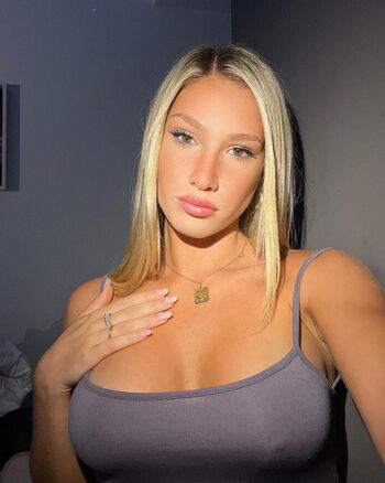 Full leaked Sofia solei private onlyfans photo