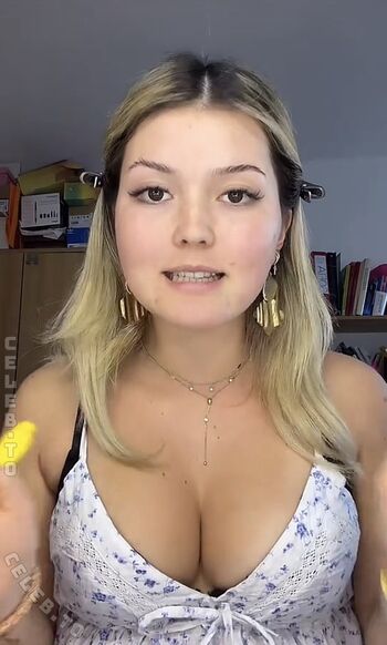 Full leaked Sofia stark page private onlyfans photo