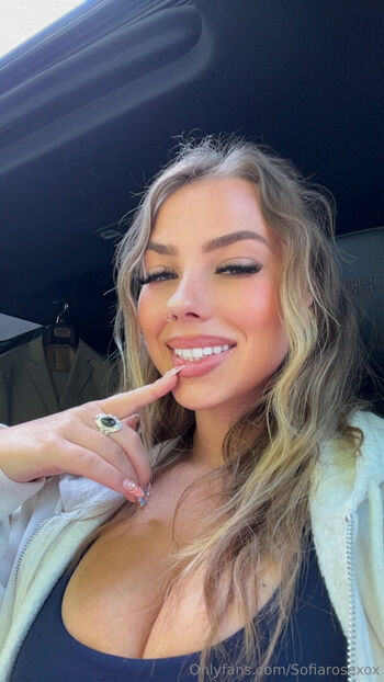 Full leaked Sofiarose  page private onlyfans photo