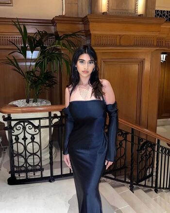 Full leaked Sofiashahedd private onlyfans photo