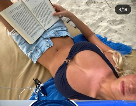 Full leaked Sofie houman private onlyfans photo